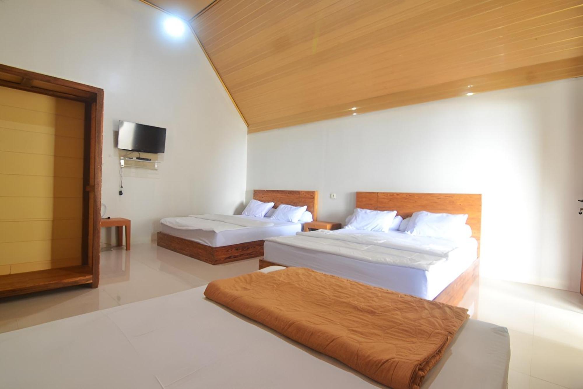 Villa Kopiori Yogyakarta Kültér fotó